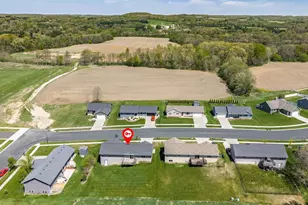 229 Dessa Rain Dr, Reedsburg, WI 53959 - Photo 49