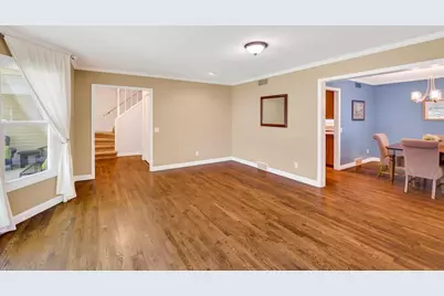 7113 Farmington Way, Madison, WI 53717 - Photo 9