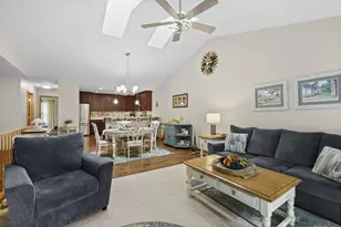 6217 Sharpsburg Dr, Madison, WI 53718 - Photo 9