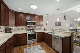 6217 Sharpsburg Dr, Madison, WI 53718 - Photo 15