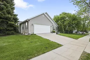 6217 Sharpsburg Dr, Madison, WI 53718 - Photo 41