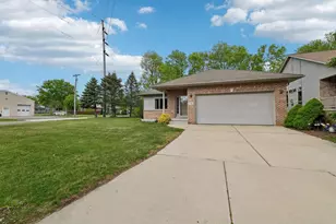 738 8th St, Prairie Du Sac, WI 53578 - Photo 25