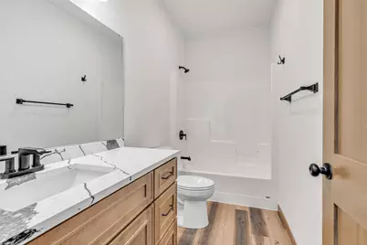 406 Mine Street, Baraboo, WI 53913 - Photo 21