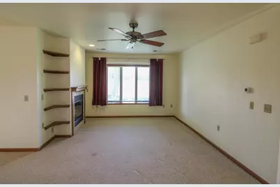 107 Buckingham Court, Cambridge, WI 53523 - Photo 3