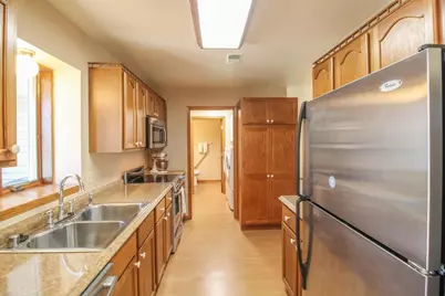 107 Buckingham Court, Cambridge, WI 53523 - Photo 5