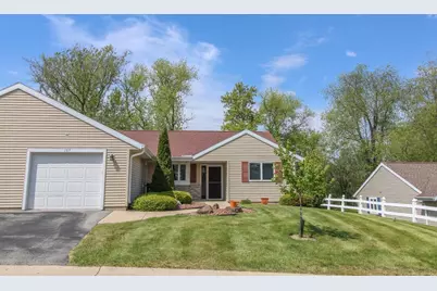 107 Buckingham Court, Cambridge, WI 53523 - Photo 1