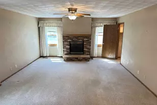 125 Maple St, Orfordville, WI 53576 - Photo 9
