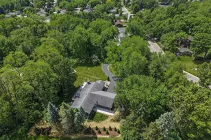 810 Rosemary Ln, Baraboo, WI 53913 - Photo 5