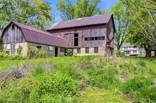 W10823 Port Rd, Reeseville, WI 53579 - Photo 5