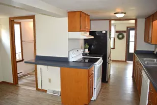 1717 Loftsgordon Ave, Madison, WI 53704 - Photo 9