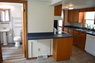 1717 Loftsgordon Ave, Madison, WI 53704 - Photo 13