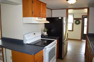 1717 Loftsgordon Ave, Madison, WI 53704 - Photo 5