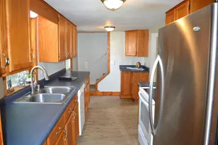 1717 Loftsgordon Ave, Madison, WI 53704 - Photo 3