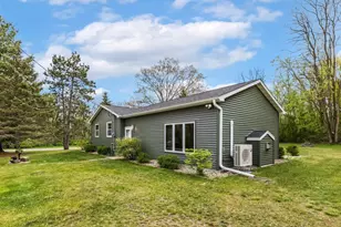 114 Washburn St, Camp Douglas, WI 54618 - Photo 25