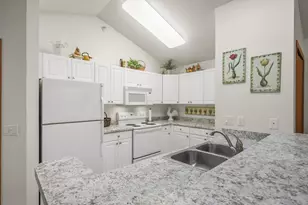 7203 Mid Town Rd, Madison, WI 53719 - Photo 17