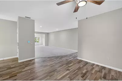 1612 S Golf Glen #D, Madison, WI 53704 - Photo 3