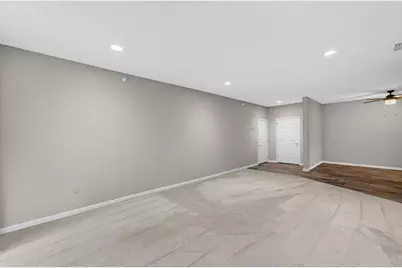 1612 S Golf Glen #D, Madison, WI 53704 - Photo 9