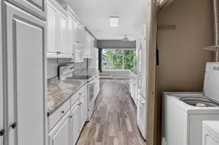 1612 S Golf Glen, Madison, WI 53704 - Photo 13