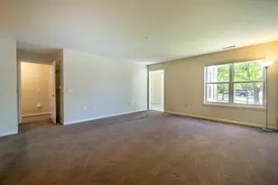 8510 Greenway Blvd, Middleton, WI 53562 - Photo 13