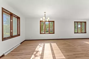 421 Bowman Rd, Wisconsin Dells, WI 53965 - Photo 7