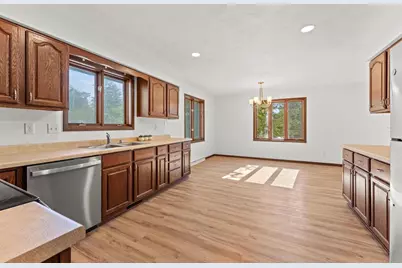 421 Bowman Road, Wisconsin Dells, WI 53965 - Photo 3