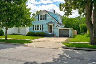 2027 17th Avenue, Monroe, WI 53566 - Photo 1