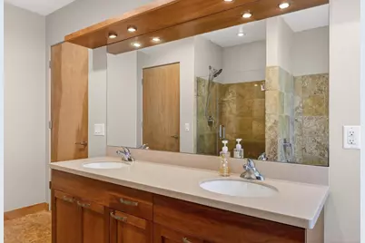309 W Washington Avenue #615, Madison, WI 53703 - Photo 31