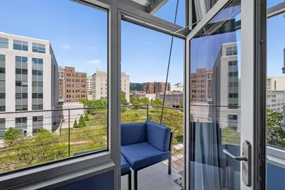 309 Washington Avenue #615, Madison, WI 53703 - Photo 5