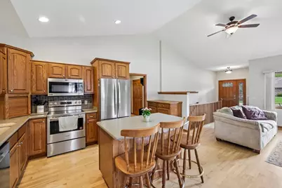 738 8th Street, Prairie Du Sac, WI 53578 - Photo 5
