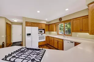 8766 Colby Rd, Mount Horeb, WI 53572 - Photo 15