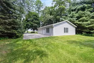 W2191 Princeton Rd, Green Lake, WI 54941 - Photo 9