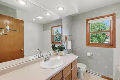 909 Bristol Court, Stoughton, WI 53589 - Photo 29