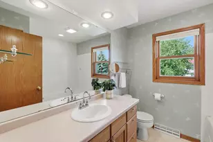 909 Bristol Ct, Stoughton, WI 53589 - Photo 29