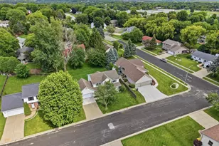 909 Bristol Ct, Stoughton, WI 53589 - Photo 51