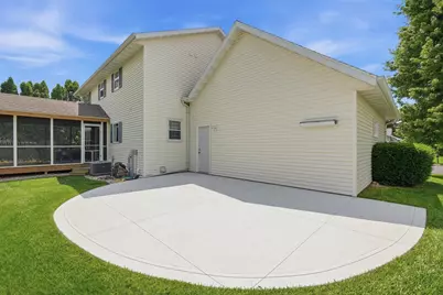 909 Bristol Court, Stoughton, WI 53589 - Photo 41