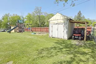 1001 Cornelia St, Janesville, WI 53545 - Photo 29