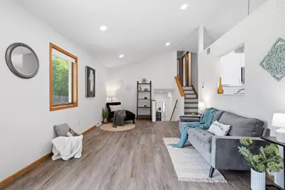8405 Shale Drive, Madison, WI 53719 - Photo 3