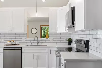 8405 Shale Drive, Madison, WI 53719 - Photo 5
