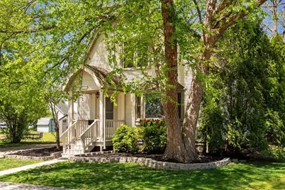 1702 Highland Avenue, Janesville, WI 53548 - Photo 3