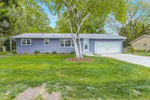 195 Amber Trail, Sun Prairie, WI 53590 - Photo 3