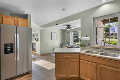 2234 Buckingham Road, Stoughton, WI 53589 - Photo 15