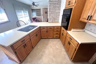 305 Annette Ct, Rhinelander, WI 54501 - Photo 5