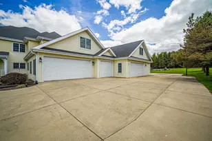 7527 Fallen Oak Dr, Verona, WI 53593 - Photo 13