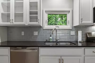 5535 Lake Mendota Drive, Madison, WI 53705 - Photo 11