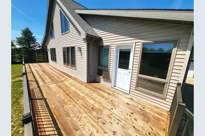 N6526 State Road 22, Pardeeville, WI 53954 - Photo 5