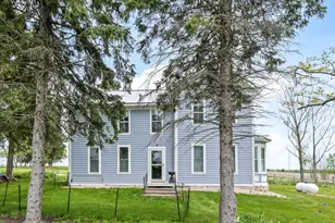 N6924 Forest Ridge Rd, Brooklyn, WI 54971 - Photo 5