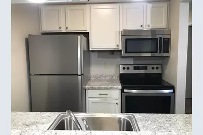 4322 Melody Lane #212, Madison, WI 53704 - Photo 5
