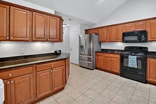 53 Harvest Wy, Fitchburg, WI 53711 - Photo 15
