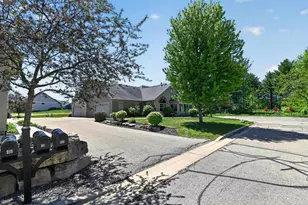 53 Harvest Wy, Fitchburg, WI 53711 - Photo 37