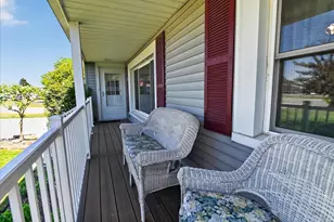 1101 W Main St, Sun Prairie, WI 53590 - Photo 5
